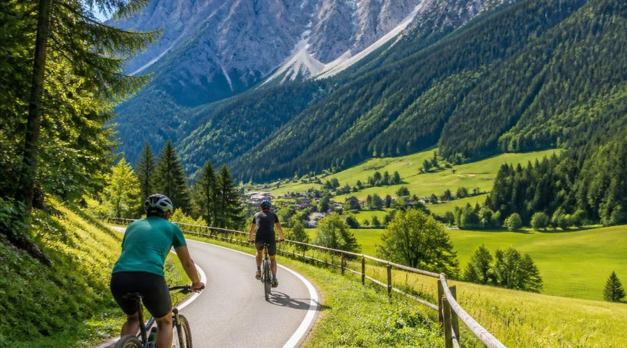 Da Molina di Fiemme a Penia senza mai lasciare la ciclabile: cosa cambia per la valle e per chi ci investe
